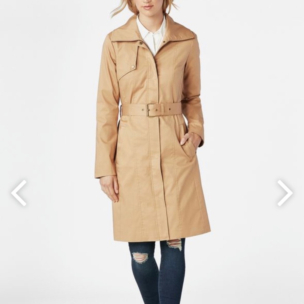 JustFab Tan Belted Trench Coat- Large